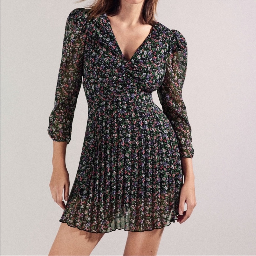 Zara Floral Pleated Dress